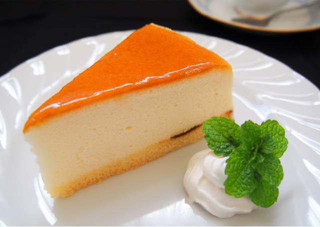 諏訪のチーズケーキを通販で購入するなら滑らか食感のチーズケーキが有名な丸安田中屋へ 丸安田中屋